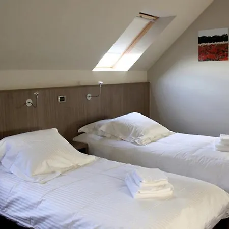 Otus Szálloda 3*