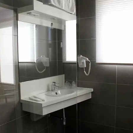 Otus Szálloda 3*